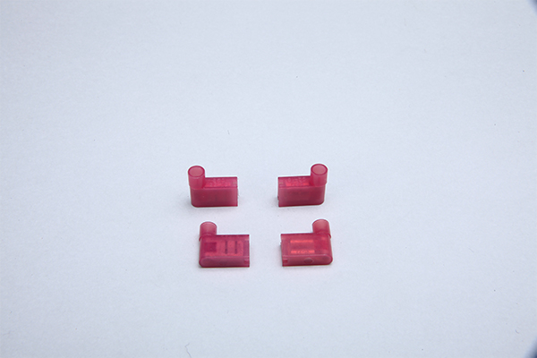 Terminal aislado tipo bandera hembra